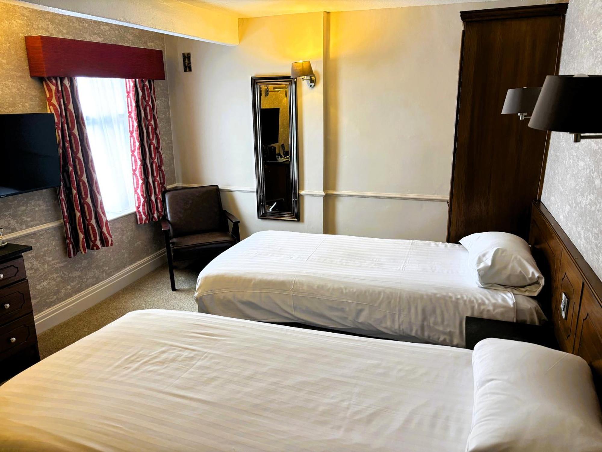 Claremont Hotel — Photos 1